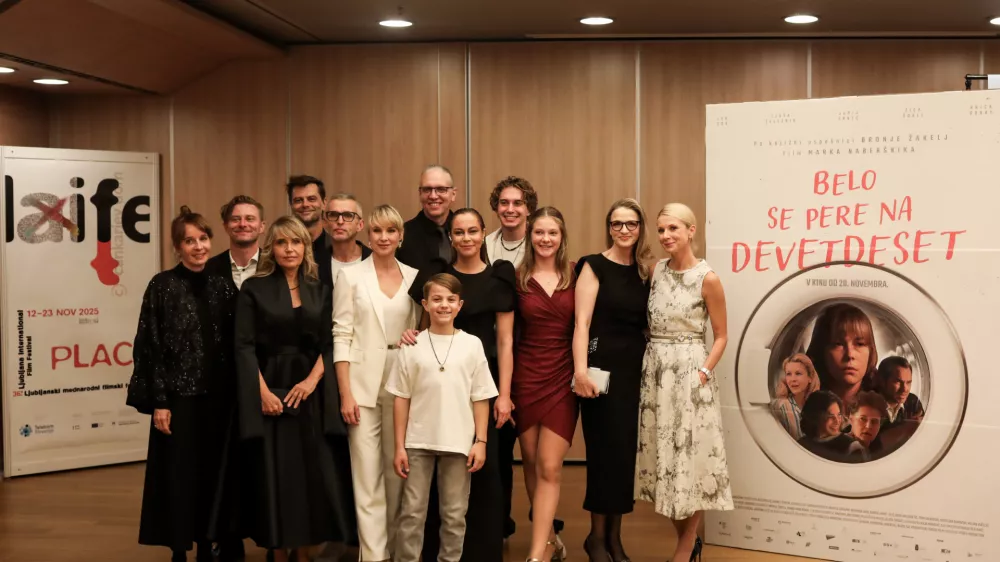 - Ekipa filma Belo se pere na devedeset,- 12.11.2025. - Odprtje Festivala 36. festivala Liffe v Ljubljani v CD.//FOTO: Bojan Velikonja