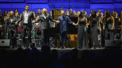 Aleksander Gadžijev na Trgu Evrope