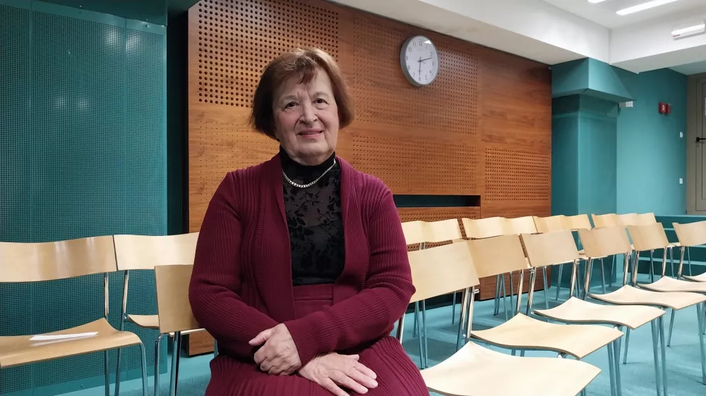 Najprej &scaron;talca, potem pa kravca: kako so stanovanja kupovali v 80. letih