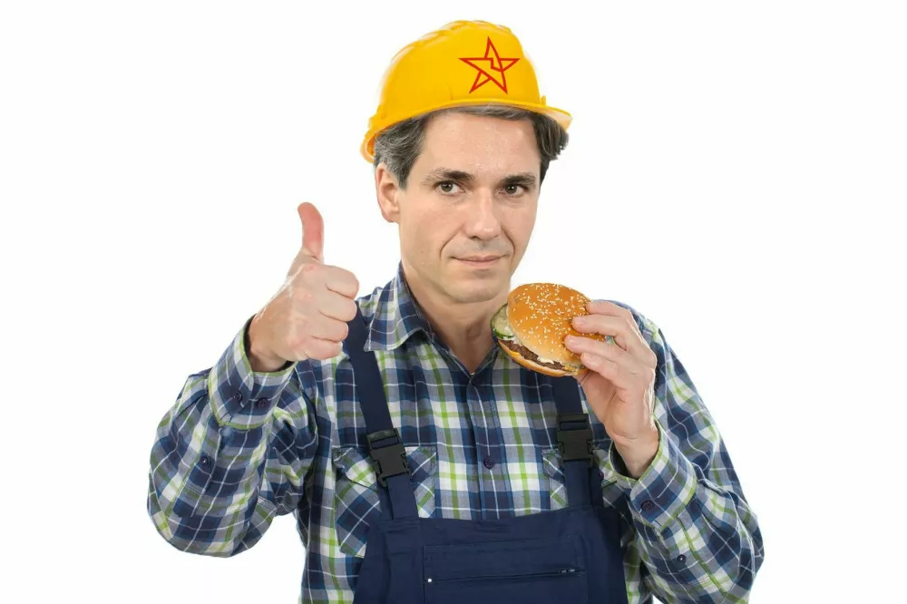 Ekskluzivni posnetki iz skrivnega gradbi&scaron;ča, kjer znani Slovenci postavljajo temelje prihodnosti