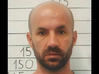 Tom Taulant je že četrtič pobegnil iz zapora. 