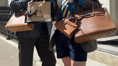 Liam Innes in James Hennessy, sta kot "Birkin fanta" postala vplivneža za luksuzne torbice. F @Angelllboys