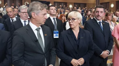 Nata&scaron;a Pirc MusarRobert Golob01.09.2025 20. Blejski strate&scaron;ki forumFOTO: Nik Erik Neubauer