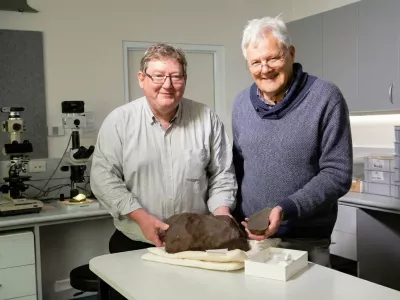 Henry Dermot in geolog Bill Birch / Foto: Museums Victoria