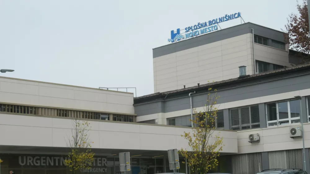 Splo&scaron;na bolni&scaron;nica Novo mesto, četrta največja bolni&scaron;nica v državi, je tudi učna bolni&scaron;nica za potrebe novome&scaron;ke fakultete za zdravstvene vede. F Dragana Stanković