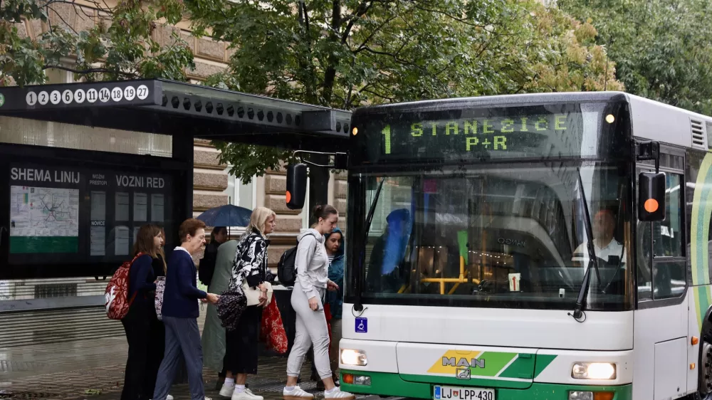 Mestni avtobus, LPP, Ljubljanski potni&scaron;ki promet / Foto: Jaka Gasar