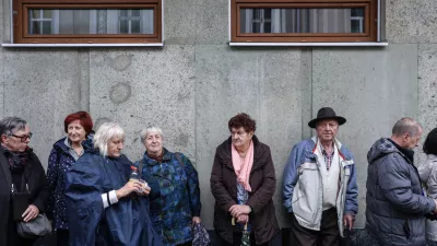 So bili v preteklosti upokojeni moški diskriminirani?