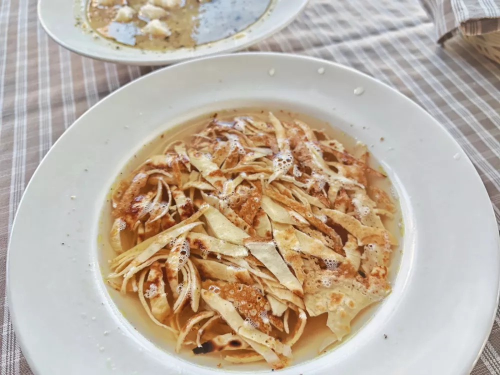 Goveja juha s fritati, Gostilna pri Martinu