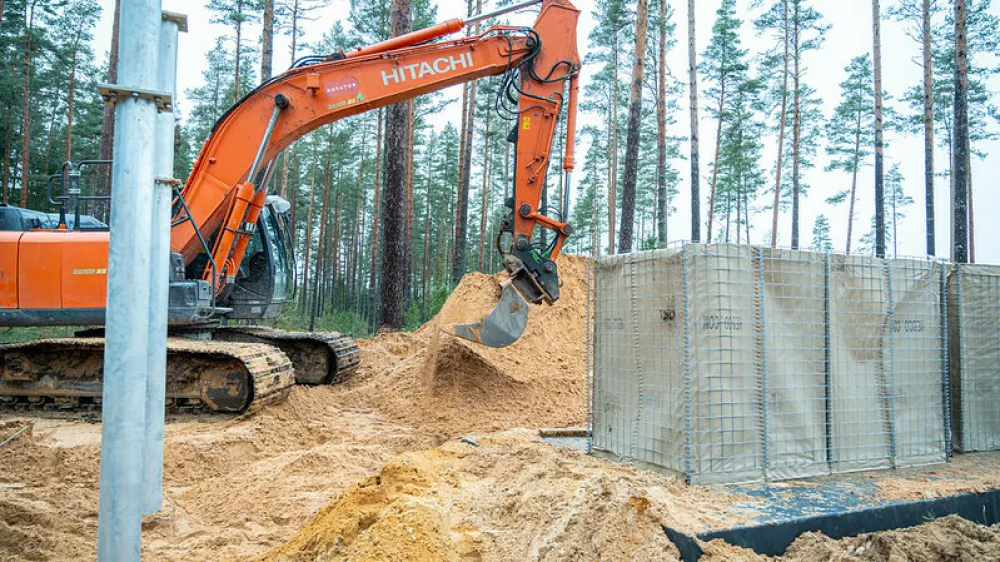 Gradnja novih bunkerjev na estonski meji z Rusijo. 