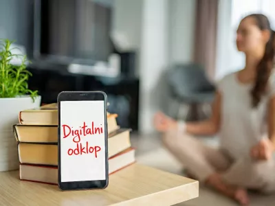 Začnimo novo leto bolj digitalno spro&scaron;čeni in odklopljeni. / Foto: Istock/ai