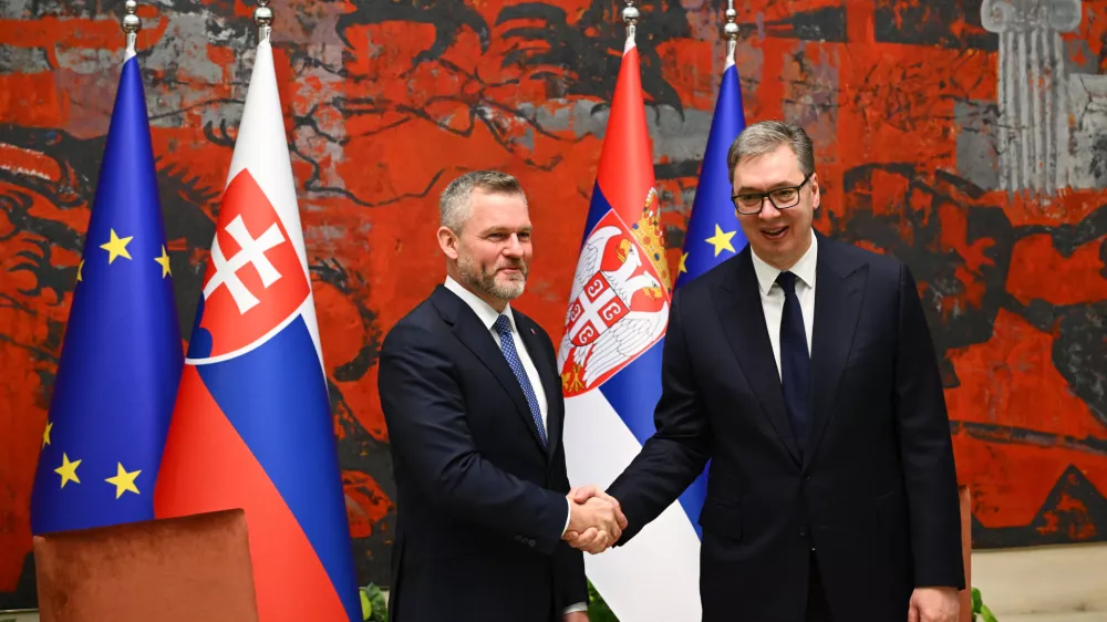 21 December 2025, Serbia, Belgrade: Slovak President Peter Pellegrini (L) meets with Serbian President Aleksandar Vucic at the Palace of Serbia in Belgrade. Photo: Martin Medňansk&yacute;/TASR/dpa