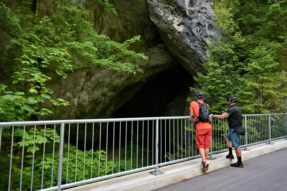 Huda luknja, &Scaron;trekna / Foto: Matej Zalar