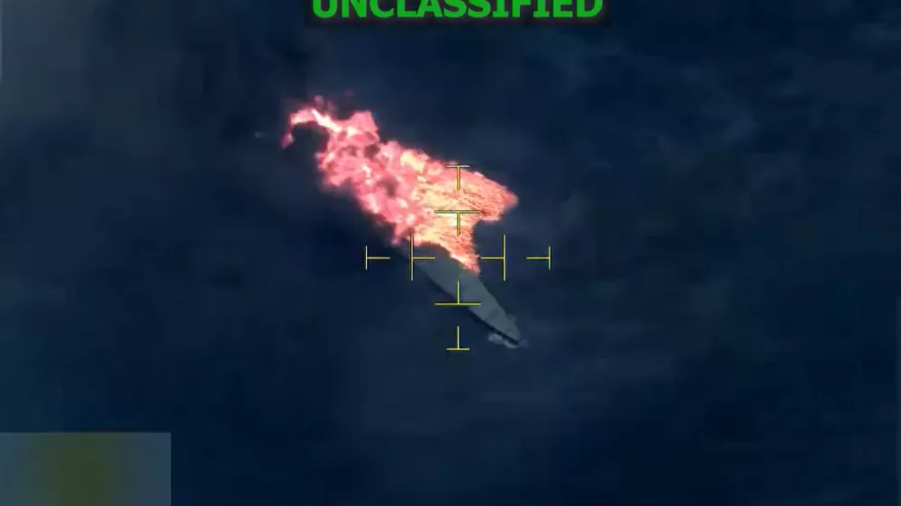 čoln v pacifiku, napad na čoln s tihotapci