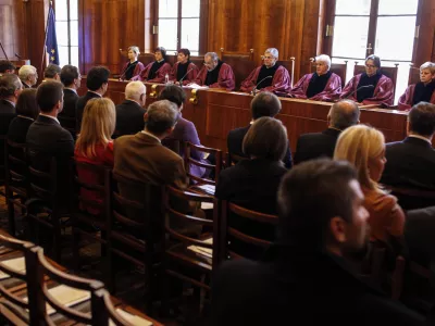 ustavni sodniki- Dan ustavnosti 2012 - Ustavno sodi&scaron;če RS ob dnevu ustavnosti,    //FOTO: Jaka Gasar