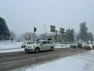 Razmere v prestolnici. Foto: Nik Erik Neubauer