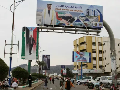 Billboards with images of Sheikh Mohamed bin Zayed Al Nahyan, President of the United Arab Emirates and Aidarous al-Zubaidi, the head of the UAE-backed separatist Southern Transitional Council (STC), in Aden, Yemen, December 30, 2025. REUTERS/Fawaz Salman