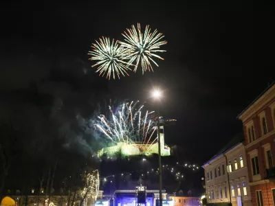 -Ognjemet, Praznovanje vstopa v Novo leto 2024.31.12.2023. -Silvestrovanje v Ljubljani na Kongresnem trgu.//FOTO: Bojan Velikonja