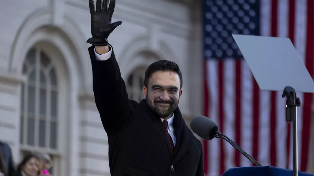 01 January 2026, US, New York City: Zohran Mamdani gestures towards the crowd after being sworn in as the 112th Mayor of New York City during an inauguration ceremony at City Hall. Photo: Matthew Hoen/ZUMA Press Wire/dpa