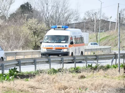 KOCANI, NORTH MACEDONIA - MARCH 16: Injured people are transported with an ambulance after at least 51 people died and over 100 were injured as fire engulfed a nightclub in Kocani, North Macedonia on March 16, 2025. Umeys Sulejman / Anadolu,Image: 976313971, License: Rights-managed, Restrictions:, Model Release: no