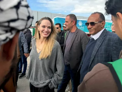 Actor Angelina Jolie visits near the Rafah border crossing between Egypt and the Gaza Strip, in Rafah, Egypt, January 2, 2026. REUTERS/Stringer   TPX IMAGES OF THE DAY