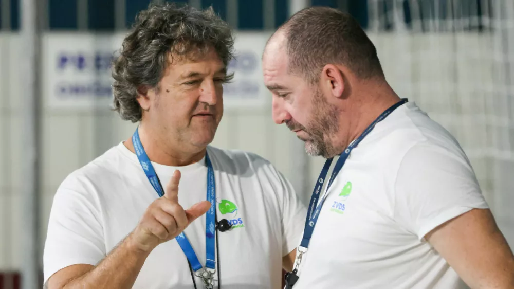 Slovenski selektor Mirko Vičević (levo) 