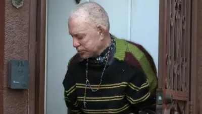 *PREMIUM-EXCLUSIVE* Los Angeles, CA First Look! A bald & unrecognizable Mickey Rourke is spotted at the home he is reportedly being evicted from. Mickey was seen taking a delivery of Taco Bell for his lunch as well as groceries from Pavilions. According to reports, the actor was served with a notice demanding he either pay ,100 in alleged past-due rent or vacate the property. After Rourke allegedly failed to comply with the notice, his landlord is said to have requested the outstanding rent, additional compensation for attorney fees, and the termination of Rourke's rental agreement.Rourke has reportedly been leasing the property since March 2025, with the eviction proceedings now said to be underway.*UK Clients - Pictures Containing ChildrenPlease Pixelate Face Prior To Publication*,Image: 1062813622, License: Rights-managed, Restrictions: uploading these now as I am still on the doorstep but another photographer is now sitting here - if he gets another delivery we may lose the exclusive., Model Release: no, Pictured: Mickey Rourke