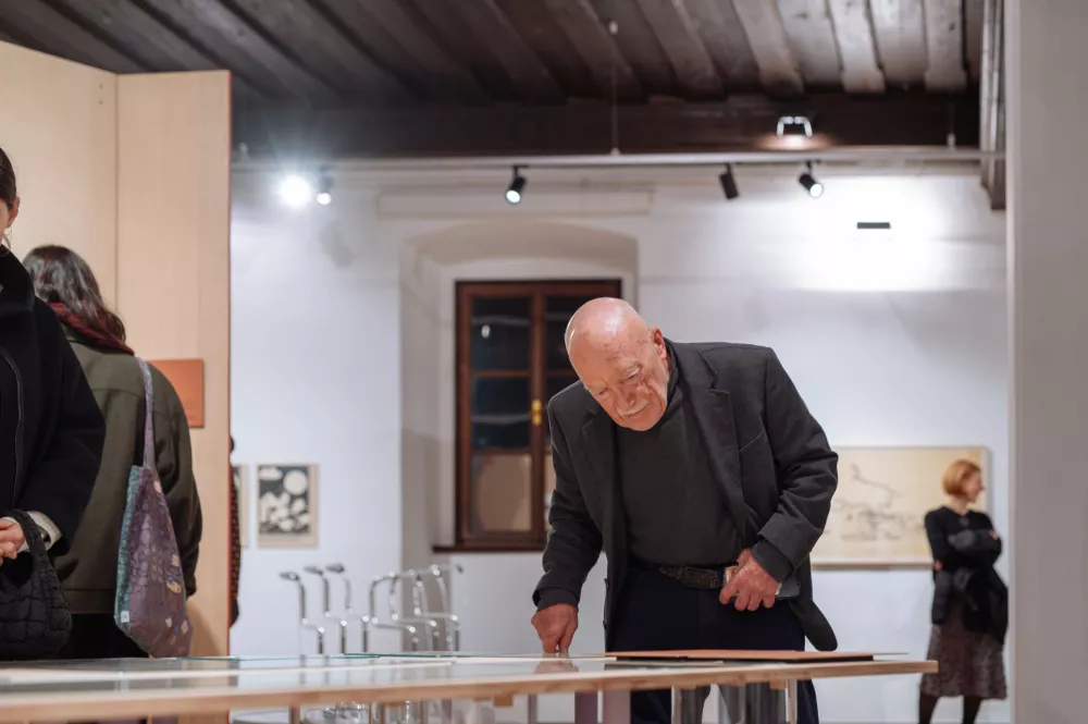 Sožitje človeka, bivalnega okolja in narave