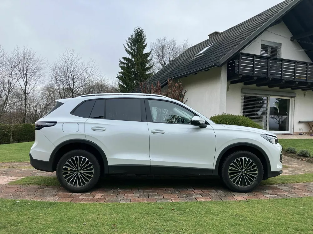 Volkswagen tiguan 1,5 TSI e-hybrid 4ALL: Delovna mula, ki riga od veselja