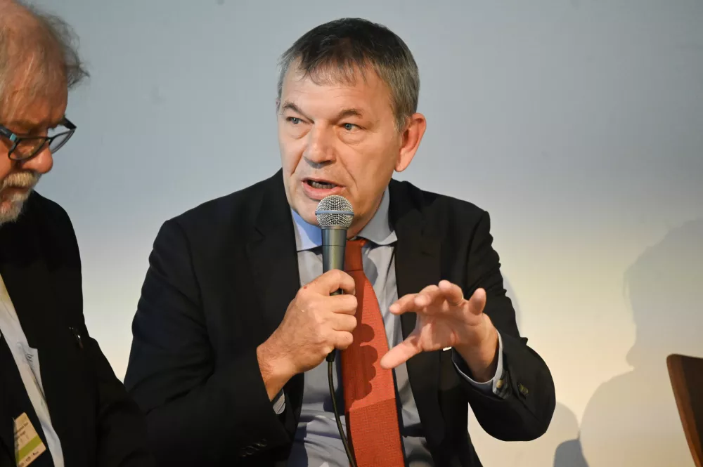 generalni komisar Agencije Združenih narodov za pomoč in zaposlovanje palestinskih beguncev na Bližnjem vzhodu Philippe Lazzarini21.10. 2024 Slovenski humanitarni forum in mednarodna konferenca v okviru Slovenskih razvojnih dniFOTO: Nik Erik Neubauer