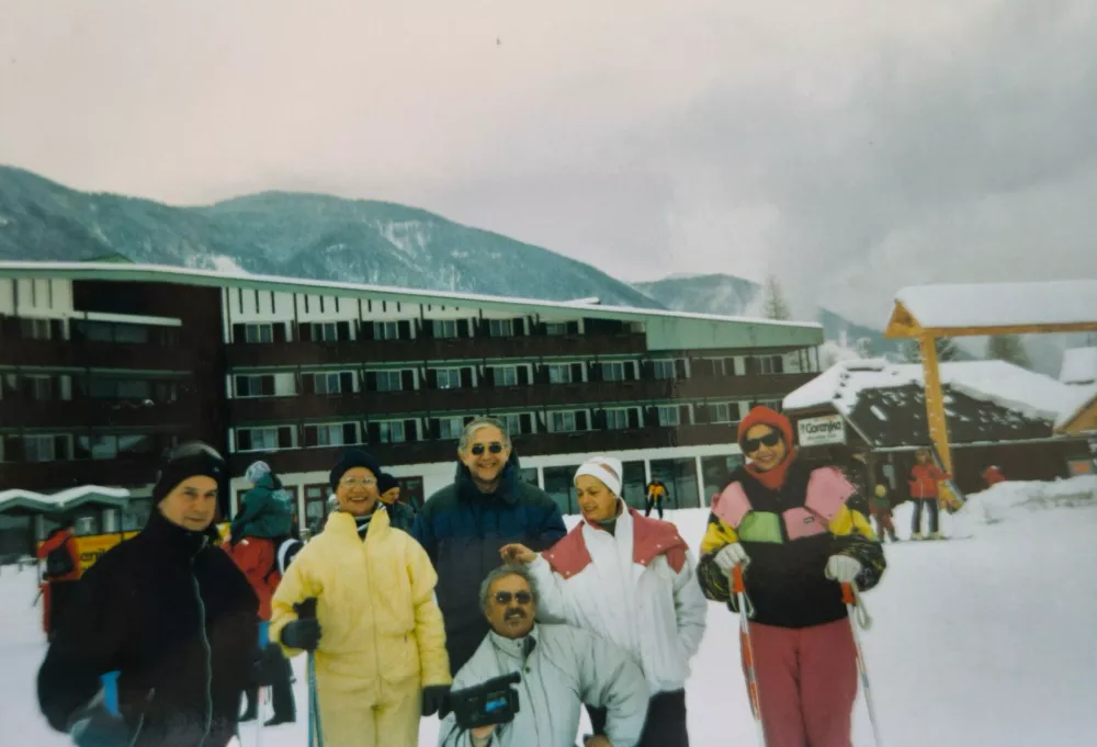 Fihreta s staro družbo v Kranjski Gori