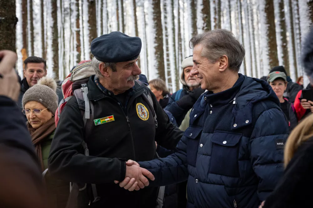 Slovenska Bistrica, Osankarica.Spominska slovesnost ob 83-letnici padca Pohorskega bataljona, na kateri je bil osrednji govornik predsednik vlade Robert Golob.Prizorisce bojisca Pohorskega bataljona pri Treh zebljih na Osankarici.