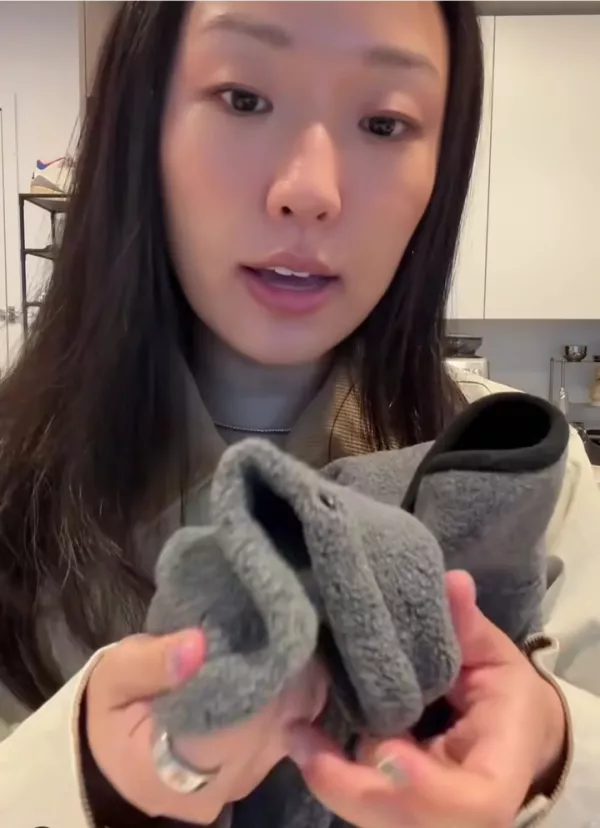 Tiffany Kim je na Instagramu opozorila, da se ji je vrvica na flis jakni Miu Miu odlomila že mesec dni po nakupu. F posnetek zaslona