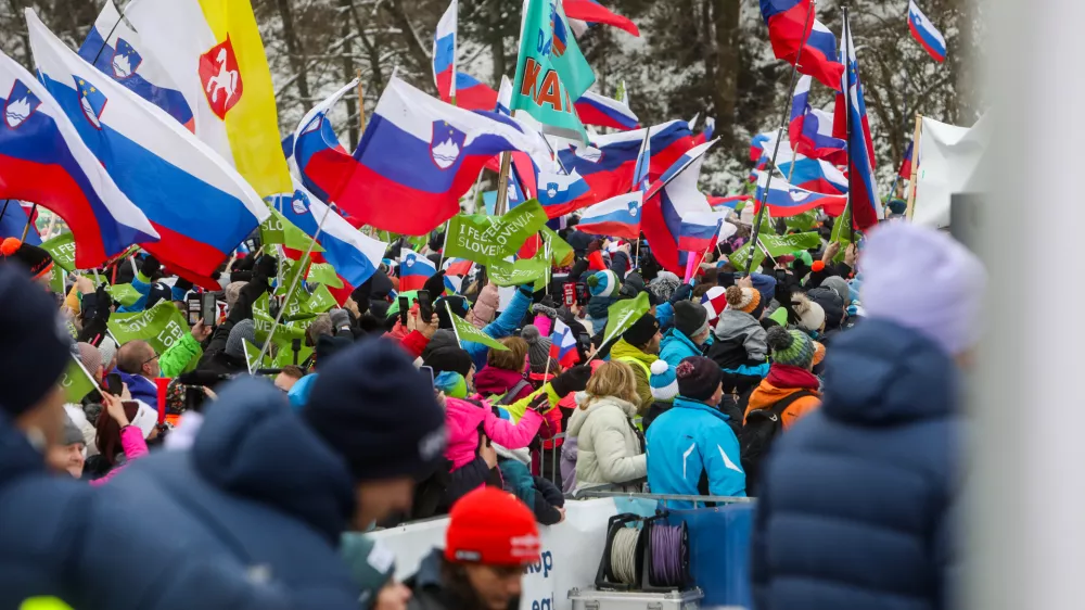 - Navijači,- 10.01.2026. - Svetovni pokal v smučarskih skokih za ženske, Ljubno 2026.//FOTO: Bojan Velikonja
