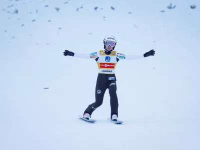 Ljubno ob Savinji, Skakalni center Savina.Druga tekma smucarskih skakalk za svetovni pokal.Slovenska smucarska skakalka Nika Prevc.