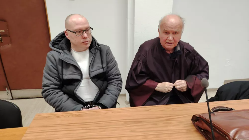 Dobrih 20 let zapora za zahrbtni umor in polmilijonsko izsiljevanje