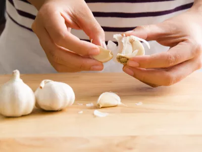 Trik s česnom / Foto: Istock