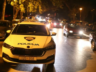 hrva&scaron;ki policijski avto v Splitu