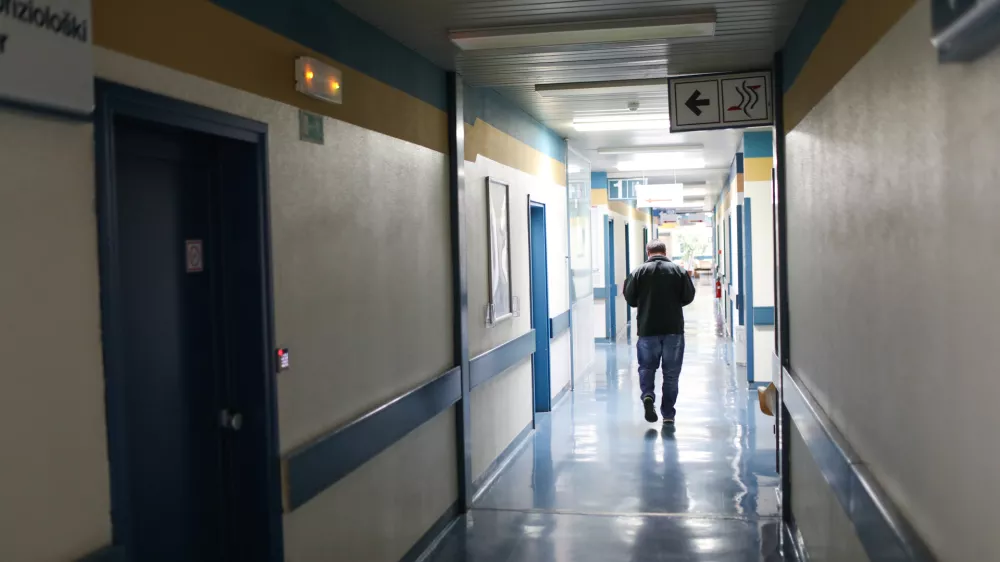 Opazne kadrovske okrepitve, a možnost izbire zdravnika &scaron;e manj&scaron;a kot pred letom