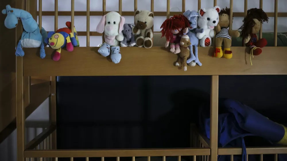 Psiholog trpinčil &scaron;tiri otroke, del očitkov je zastaral