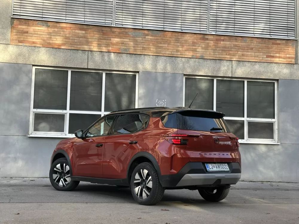 Opel frontera / Foto: Matjaž Terzič