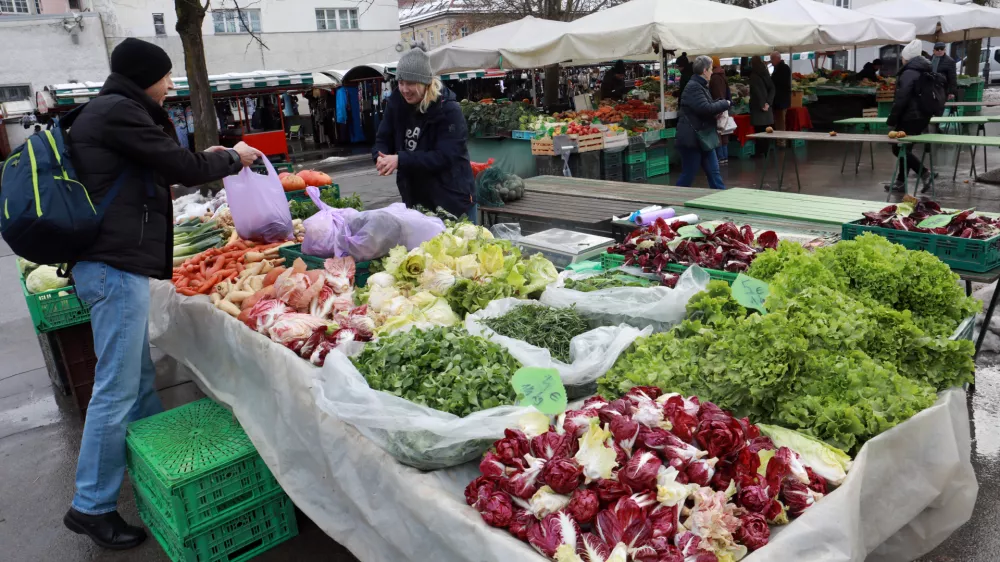 14.01 2026 - tržnica, zelenjava, sadjeFoto: Tomaž Skale