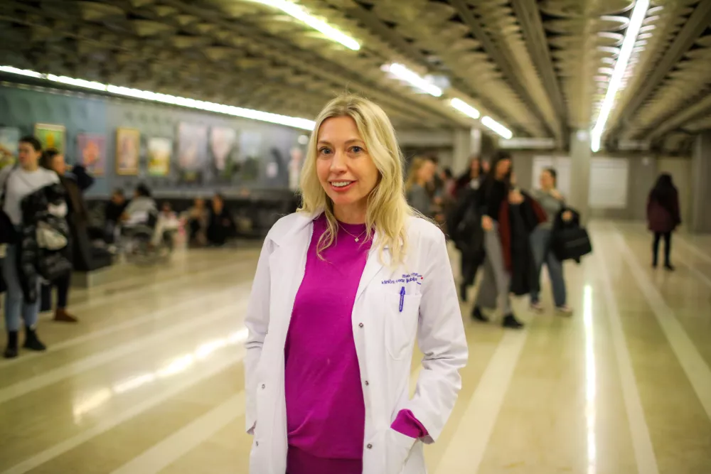 - 15.01.2025. - Prof. dr. Mojca Jensterle Sever, dr. med. Klinični oddelek za endokrinologijo, diabetes in presnovne bolezni. Strokovnjakinja za debelost kot bolezen.- OPOMBA: ZA NEDELJCA!//FOTO: Bojan Velikonja / Foto: Bojan Velikonja