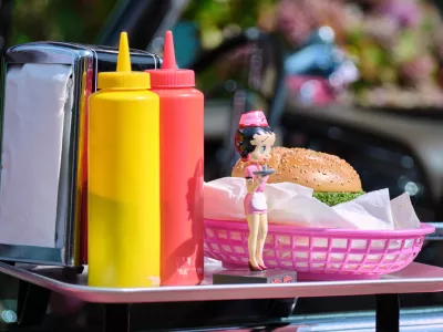 Spremembe bodo vidne predvsem v hotelih in v restavracijah s hitro prehrano. / Foto: Istock