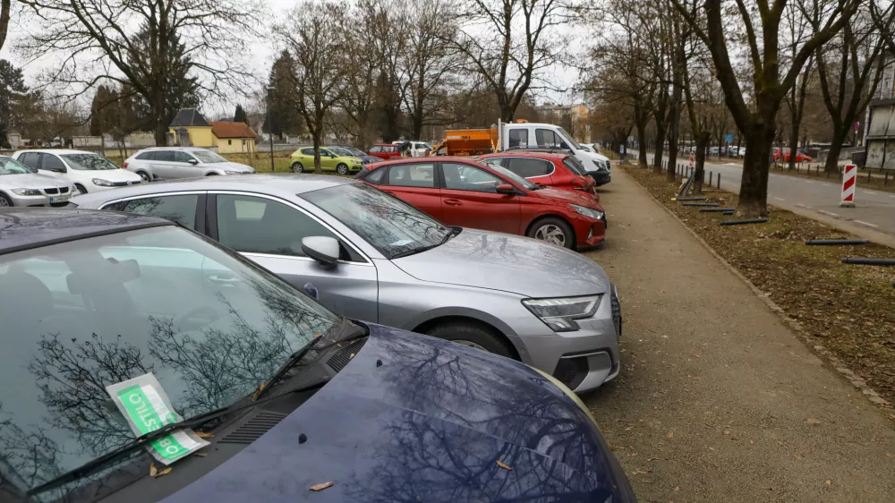20.01.2026 - &Scaron;tepanjsko naselje - parkiranje - kazen za parkiranje - zeleni listek - parkiri&scaron;čaFoto: Luka Cjuha