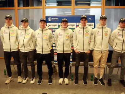 20.01.2026 - novinarska konferenca smučarskih skakalcev pred odhodom v ObersdorfFoto: Tomaž Skale