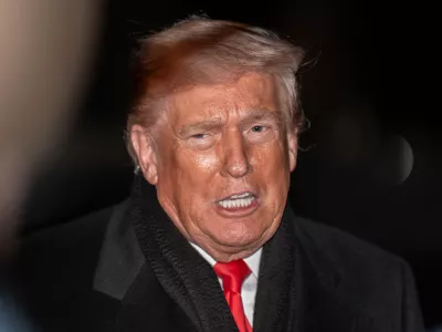 20 January 2026, US, Washington: US President DONALD TRUMP speaks to the press before departing the white house on Marine One. Photo: Joey Sussman/ZUMA Press Wire/dpa