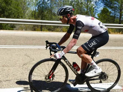 Vuelta Espana 2023 - 78th Edition - 6th stage La Vall d'Uix� - Observatorio Astrof�sico de Javalambre 183,1km - 31/08/2023 - Jay Vine (AUS - UAE Team Emirates) - photo Luis Angel Gomez/SprintCyclingAgency�2023