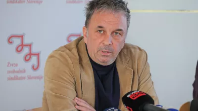 Ljubljana, Dom sindikatov.Novinarska konferenca Zveze svobodnih sindikatov Slovenije (ZSSS) in Sindikata osebne asistence o nujnosti sprejetja zakona o osebni asistenci se v tem mandatu DZ.Predsednik ZSSS Andrej Zorko.