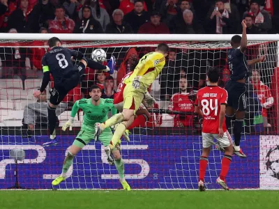 Soccer Football - UEFA Champions League - Benfica v Real Madrid - Estadio da Luz, Lisbon, Portugal - January 28, 2026 Benfica's Anatoliy Trubin scores their fourth goal REUTERS/Pedro Nunes   TPX IMAGES OF THE DAY