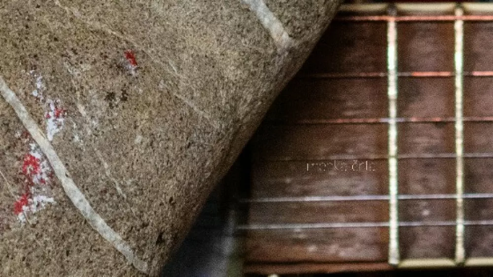 Zvokotok o glasbi kamna